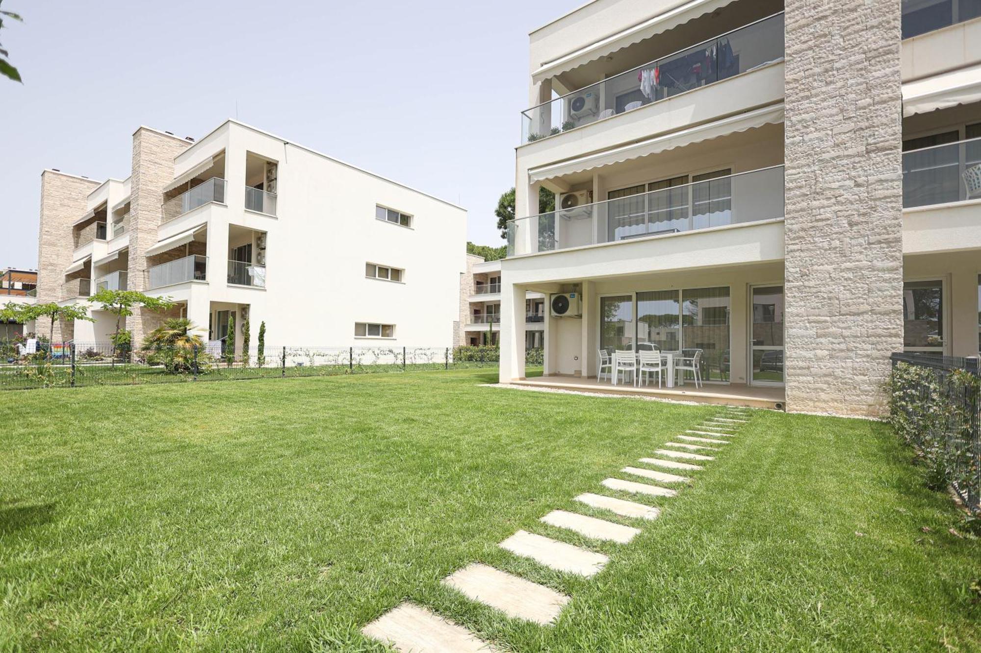 Sanpietro Vacation Rentals Plazhi San Pietro Zewnętrze zdjęcie