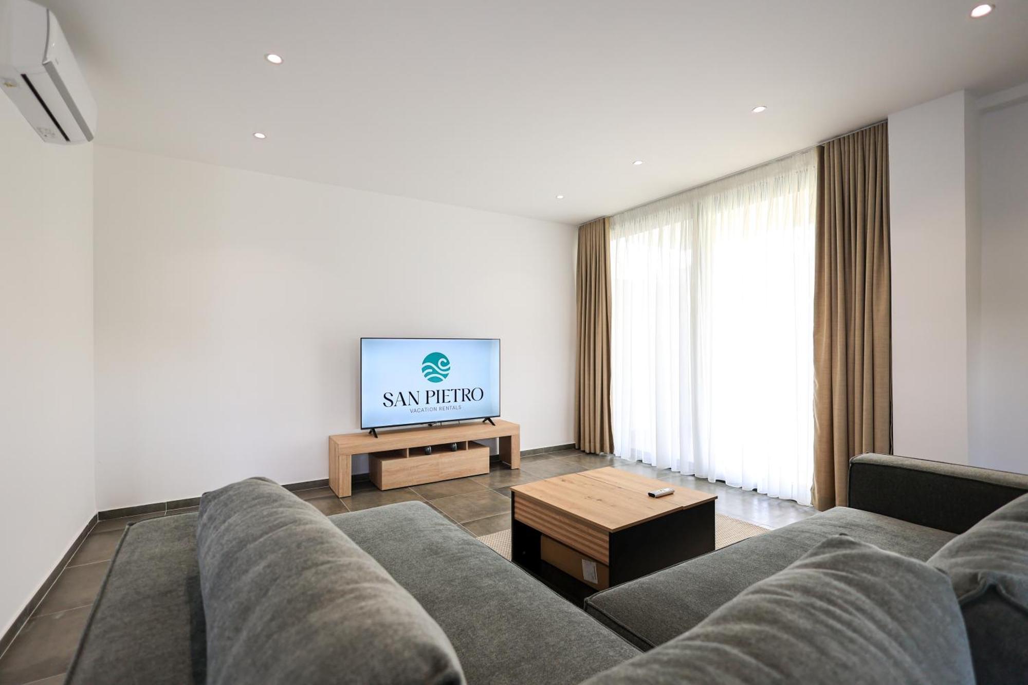 Sanpietro Vacation Rentals Plazhi San Pietro Zewnętrze zdjęcie